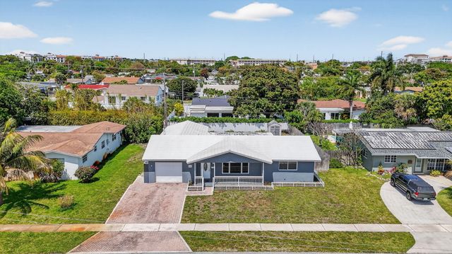257 SW 5th Street, Boca Raton, FL 33432