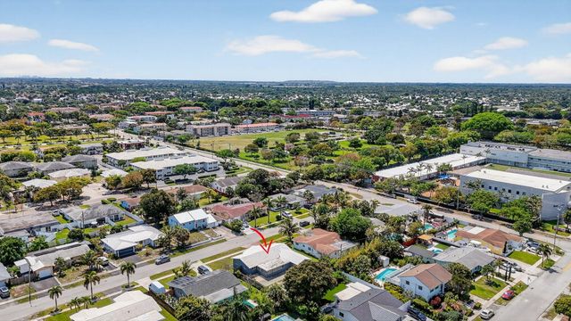 257 SW 5th Street, Boca Raton, FL 33432