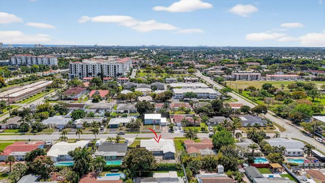 257 SW 5th Street, Boca Raton, FL 33432
