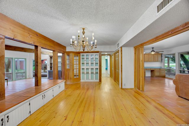 104 Wisteria, San Antonio, TX 78213