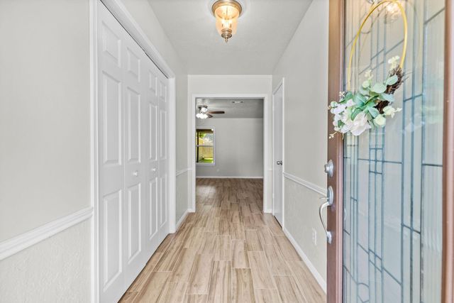 27201 Paula Lane, Conroe, TX 77385