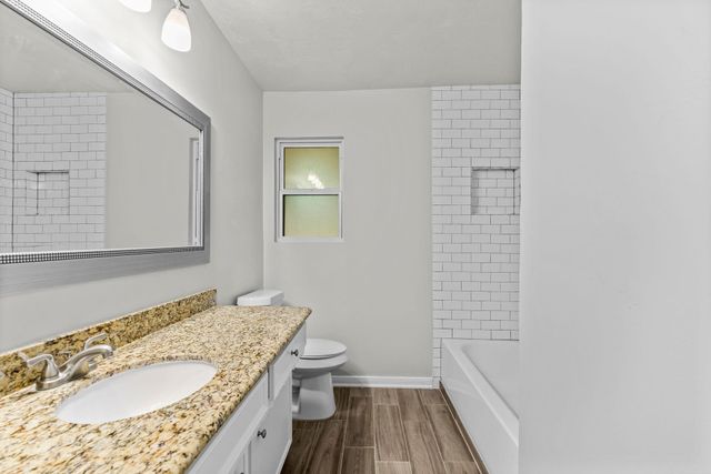 27201 Paula Lane, Conroe, TX 77385