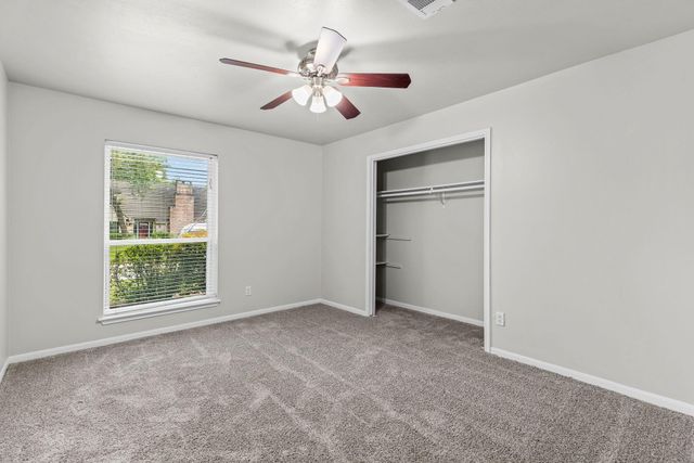 27201 Paula Lane, Conroe, TX 77385