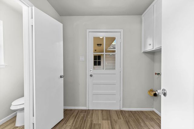 27201 Paula Lane, Conroe, TX 77385