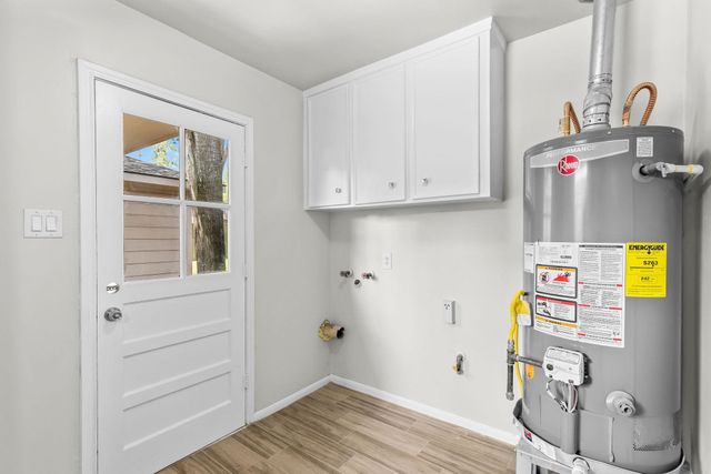 27201 Paula Lane, Conroe, TX 77385