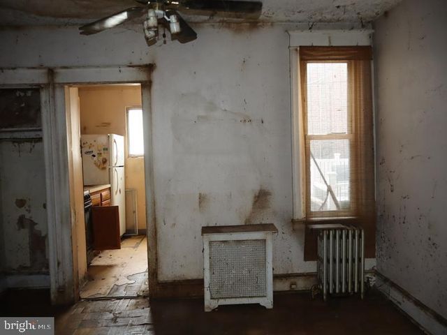 2014 68TH AVE, Philadelphia, PA 19138