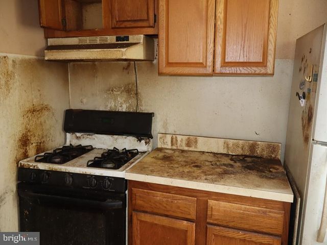 2014 68TH AVE, Philadelphia, PA 19138
