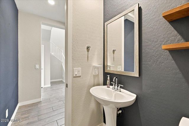 924 E ANDERSON Avenue, Phoenix, AZ 85022
