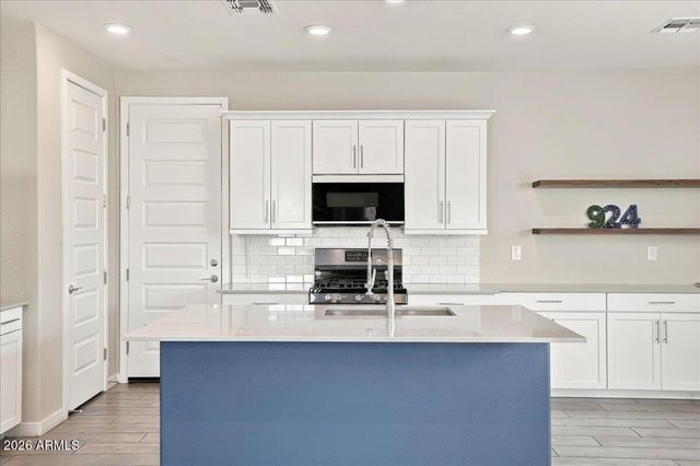 924 E ANDERSON Avenue, Phoenix, AZ 85022