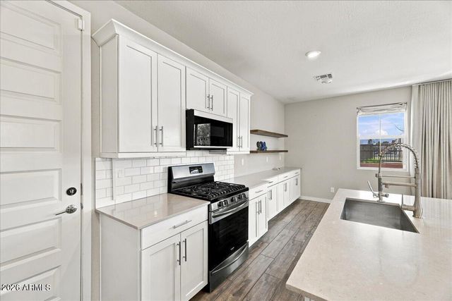 924 E ANDERSON Avenue, Phoenix, AZ 85022