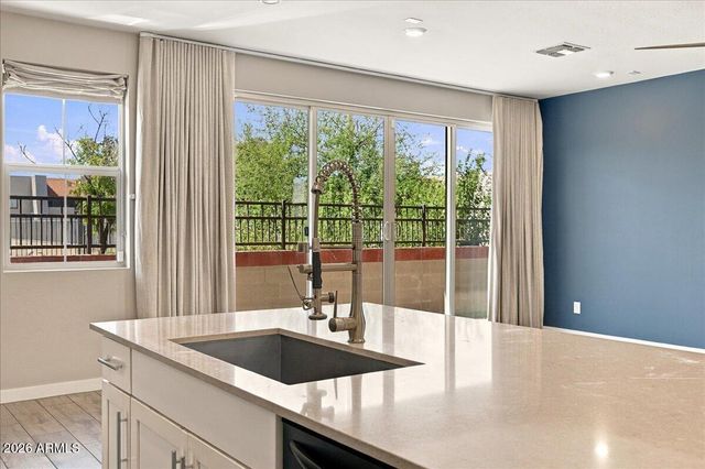 924 E ANDERSON Avenue, Phoenix, AZ 85022