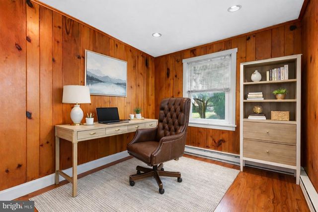 38 E 2ND ST, Alburtis, PA 18011