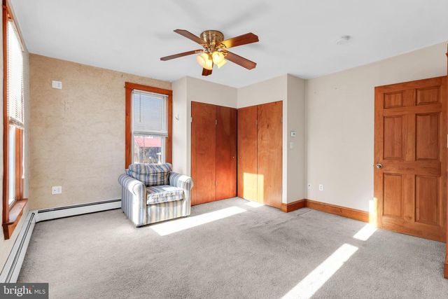 38 E 2ND ST, Alburtis, PA 18011