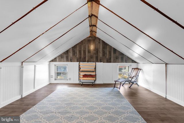 38 E 2ND ST, Alburtis, PA 18011