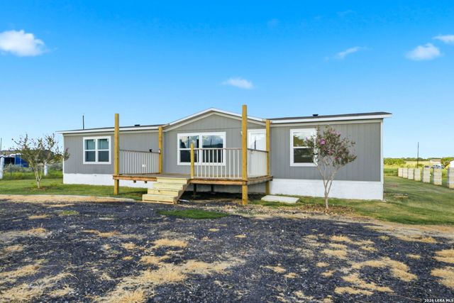 17111 NUEVA VIDA LN, Atascosa, TX 78002