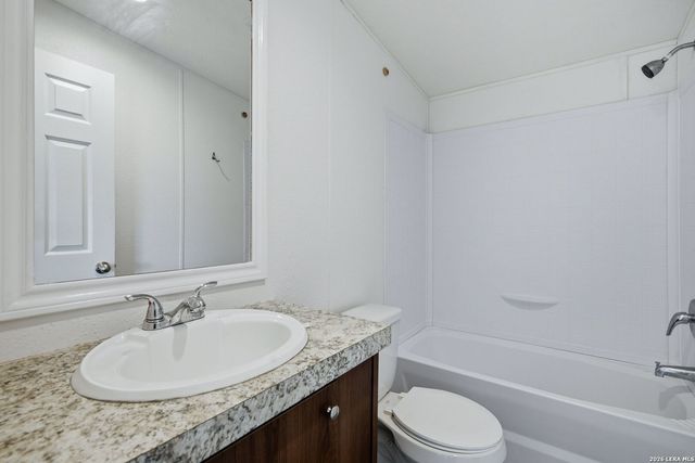 17111 NUEVA VIDA LN, Atascosa, TX 78002