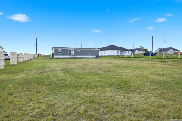 17111 NUEVA VIDA LN, Atascosa, TX 78002