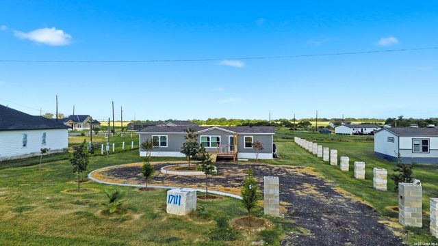 17111 NUEVA VIDA LN, Atascosa, TX 78002