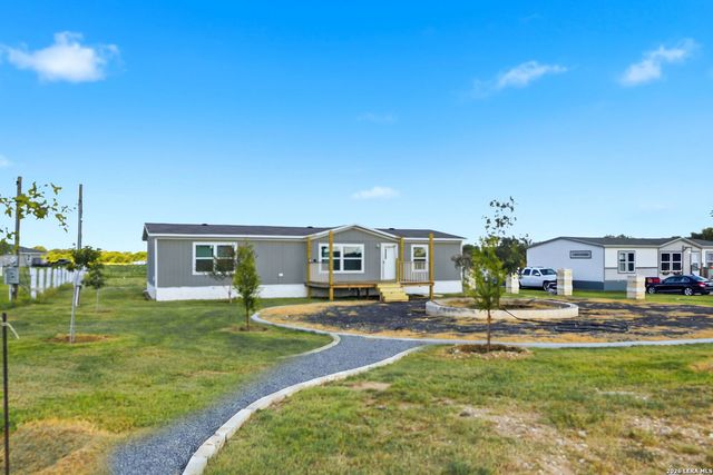 17111 NUEVA VIDA LN, Atascosa, TX 78002