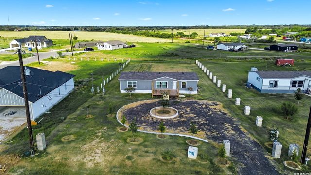 17111 NUEVA VIDA LN, Atascosa, TX 78002