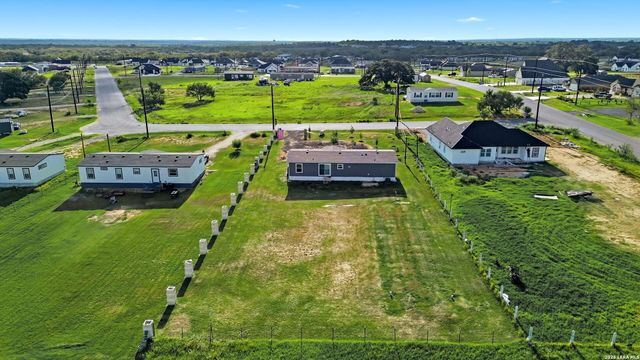 17111 NUEVA VIDA LN, Atascosa, TX 78002