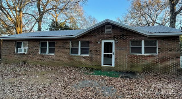 2912 GADDYS FERRY Road, Norwood, NC 28128