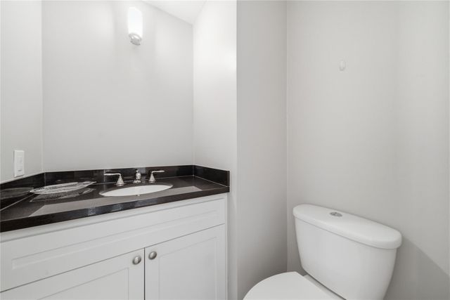 160 Litchfield Lane, Houston, TX 77024