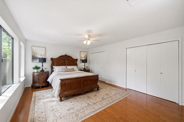 160 Litchfield Lane, Houston, TX 77024