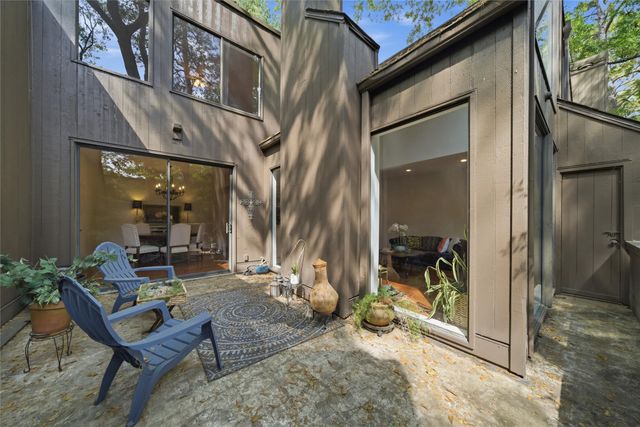 160 Litchfield Lane, Houston, TX 77024