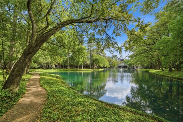 160 Litchfield Lane, Houston, TX 77024