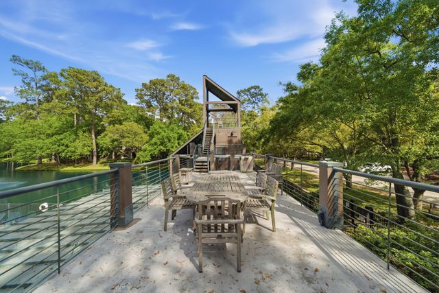 160 Litchfield Lane, Houston, TX 77024