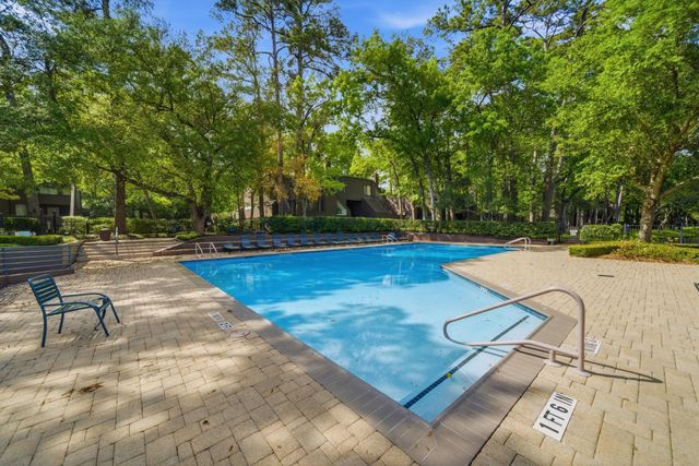 160 Litchfield Lane, Houston, TX 77024