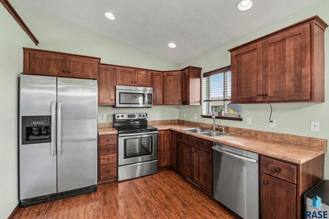 4612 S Wassom Ave Avenue, Sioux Falls, SD 57106