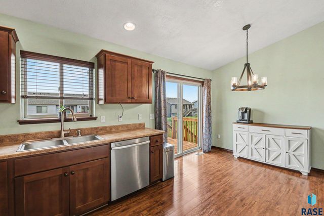 4612 S Wassom Ave Avenue, Sioux Falls, SD 57106