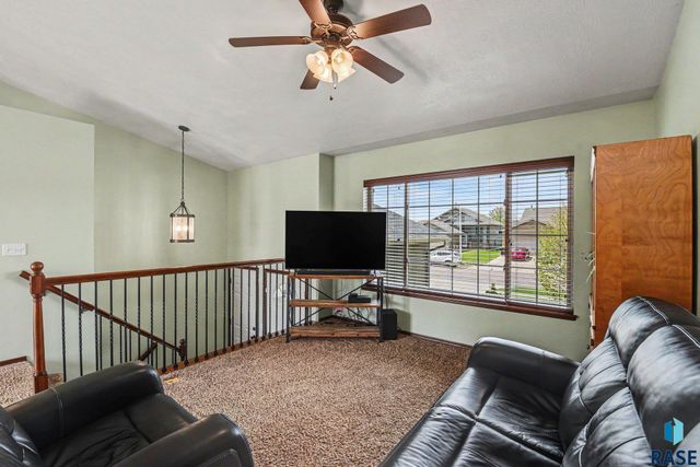 4612 S Wassom Ave Avenue, Sioux Falls, SD 57106