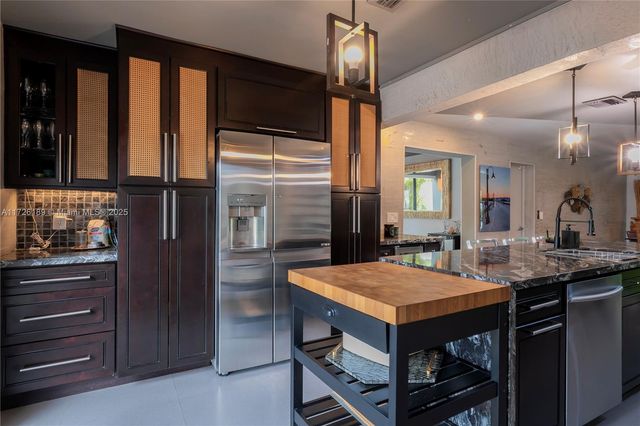 1174 Garfield St, Hollywood, FL 33019