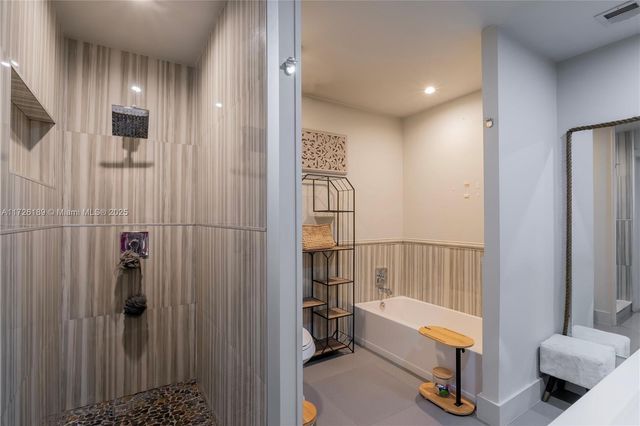 1174 Garfield St, Hollywood, FL 33019