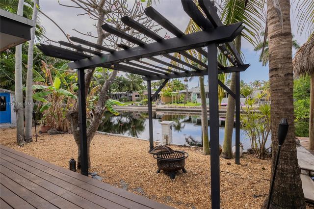 1174 Garfield St, Hollywood, FL 33019