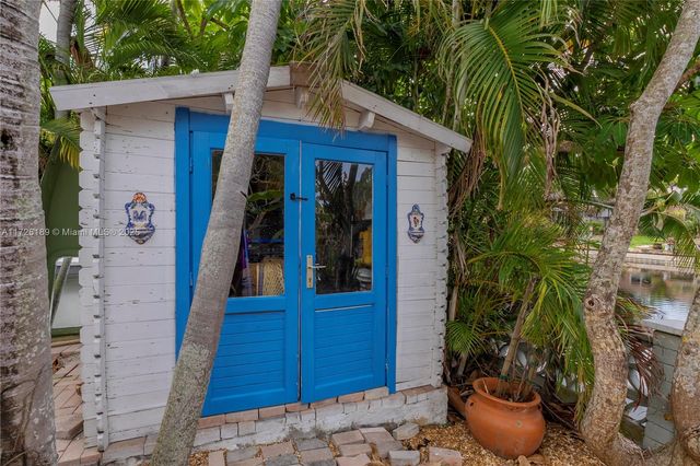 1174 Garfield St, Hollywood, FL 33019