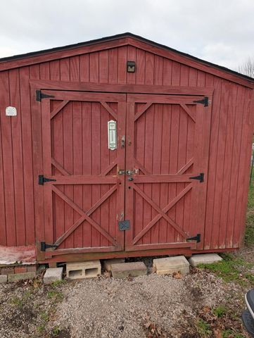 75 Bluegrass Road, East Bernstadt, KY 40729