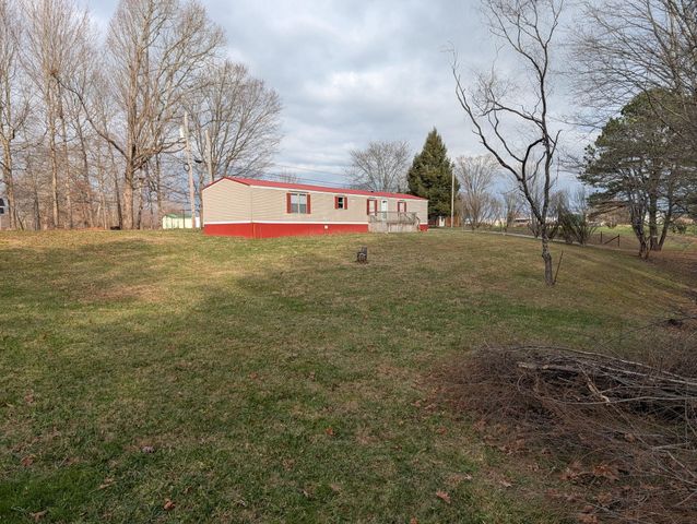 75 Bluegrass Road, East Bernstadt, KY 40729