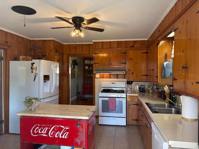 702 S 13th Street, Arkadelphia, AR 71923