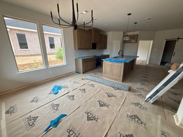 505 Vista Ridge Drive, Weatherford, TX 76087