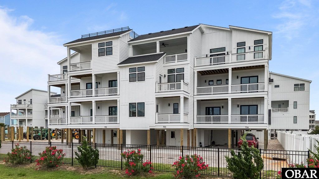 Image 2 of property listing at 902 S Virginia Dare Trail Unit 703, Kill Devil Hills, NC 27948