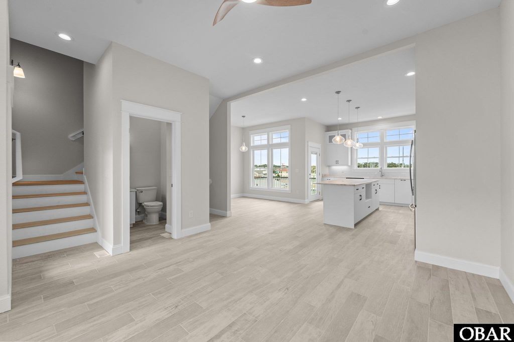 Image 15 of property listing at 902 S Virginia Dare Trail Unit 703, Kill Devil Hills, NC 27948