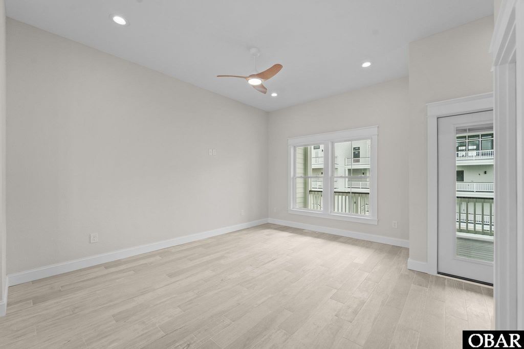 Image 27 of property listing at 902 S Virginia Dare Trail Unit 703, Kill Devil Hills, NC 27948