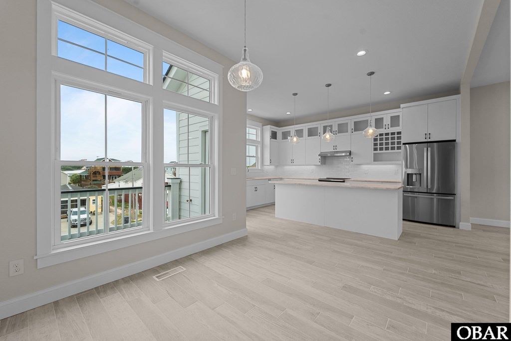 Image 8 of property listing at 902 S Virginia Dare Trail Unit 703, Kill Devil Hills, NC 27948