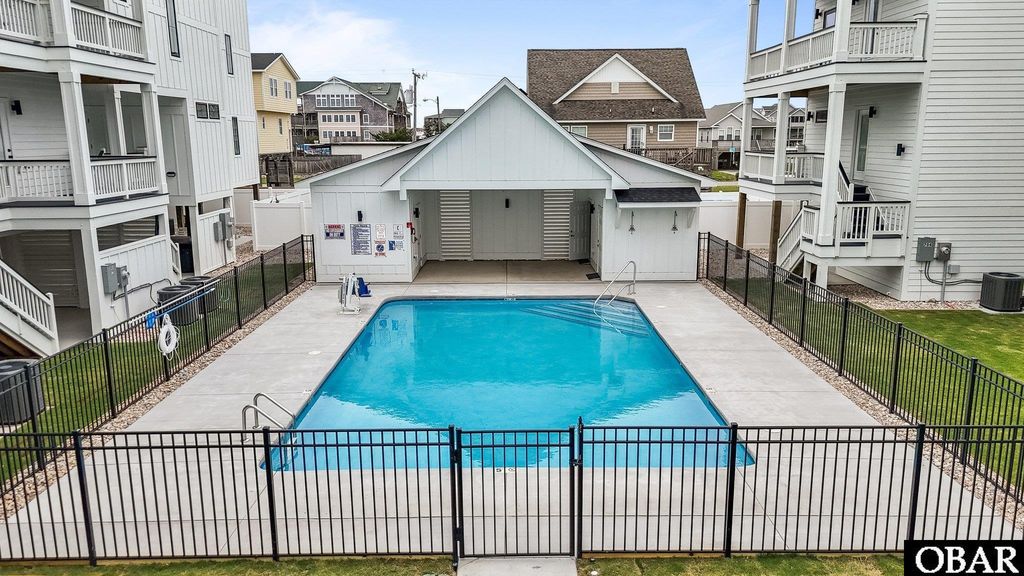 Image 10 of property listing at 902 S Virginia Dare Trail Unit 703, Kill Devil Hills, NC 27948