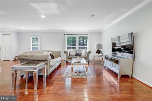 6613 ELDER AVE, Springfield, VA 22150