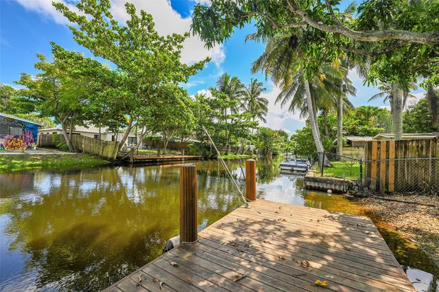 1980 SW 28th Terrace, Fort Lauderdale, FL 33312